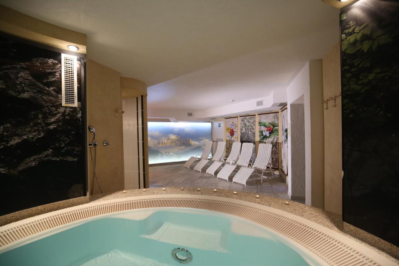 Hotel Mesdi 阿拉巴 外观 照片